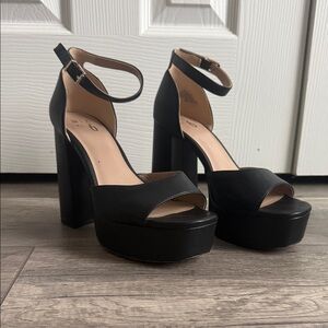 Mix No. 6 Black Platform Heels